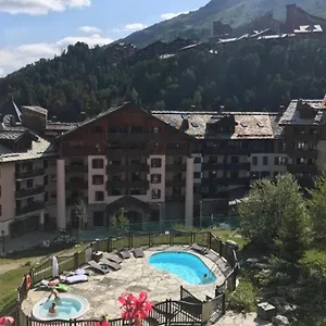 https://le-plus-bel-appartement-des-arcs-1950-ski-piscine.hotels-rhonealpes.com